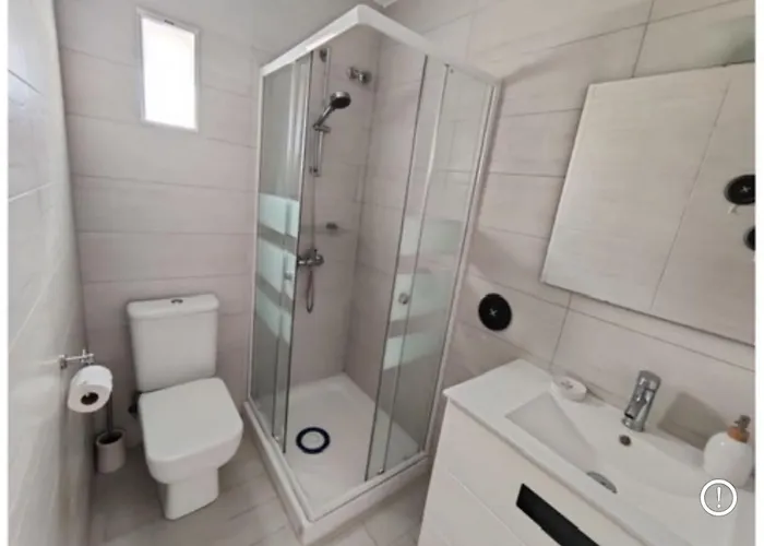 Apto. En Urbanizacion Albatros Con Salida A Playa * 德尼亚