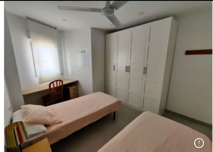 Apto. En Urbanizacion Albatros Con Salida A Playa 公寓 *