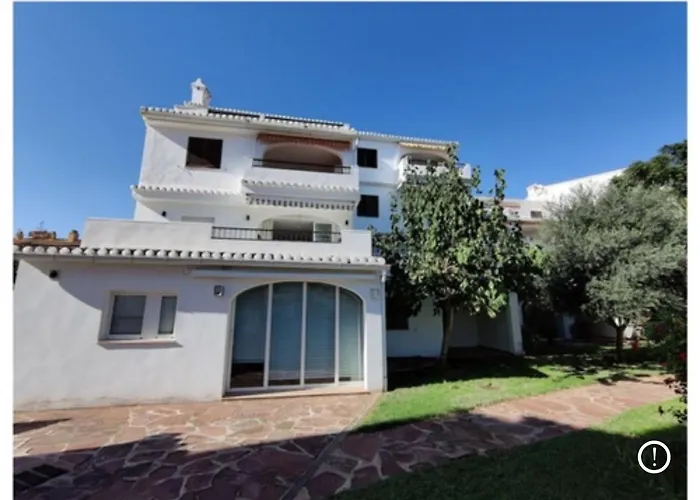 Apto. En Urbanizacion Albatros Con Salida A Playa 公寓 *