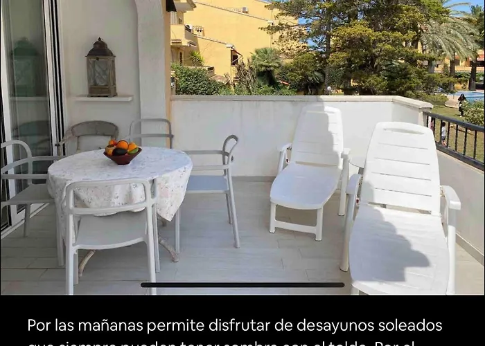 Apto. En Urbanizacion Albatros Con Salida A Playa 公寓 *