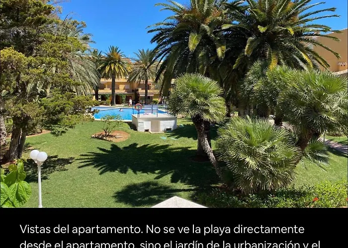 Apto. En Urbanizacion Albatros Con Salida A Playa Appartamento
