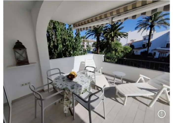 Apto. En Urbanizacion Albatros Con Salida A Playa شقة دينايا